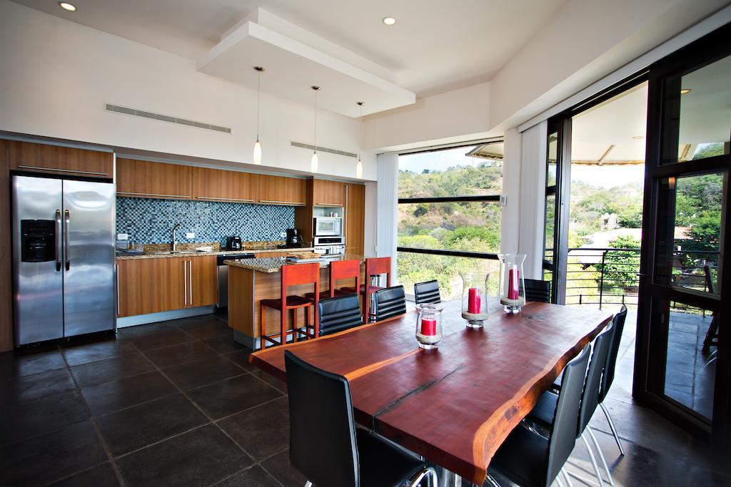 15 Love Bed & Breakfast Tamarindo Room photo